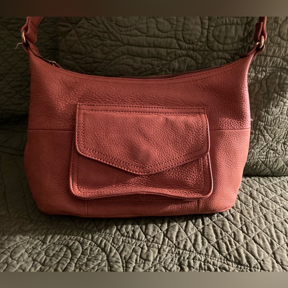 Fossil Shoulder Bag And Wallet Bundle - image 2